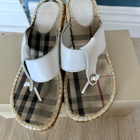 Burberry wedge slip-on - Picture 2 of 7